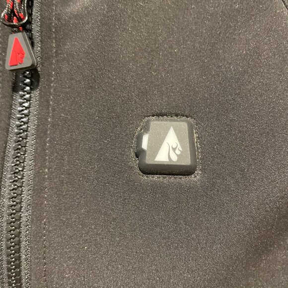 ActionHeat Heated Softshell Jacket Women’s Small – Battery Included - Picture 10 of 14